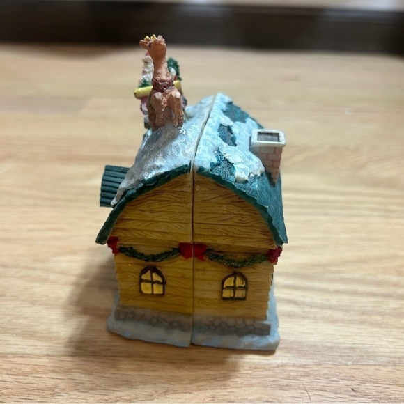 Vintage Christmas Eve at Home Decor Figure Open Close Box House Resin Santa - Picture 3 of 6